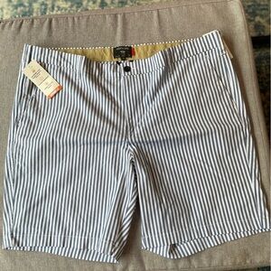 Dockers Men's Ultimate Straight Fit Supreme Flex Shorts, Size 42